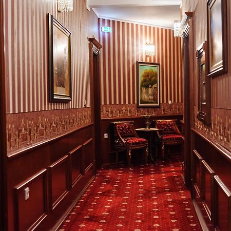 Garni Hotel Andric Сомбор Экстерьер фото
